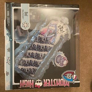 Bed Abbey Bominable Monster High NIB